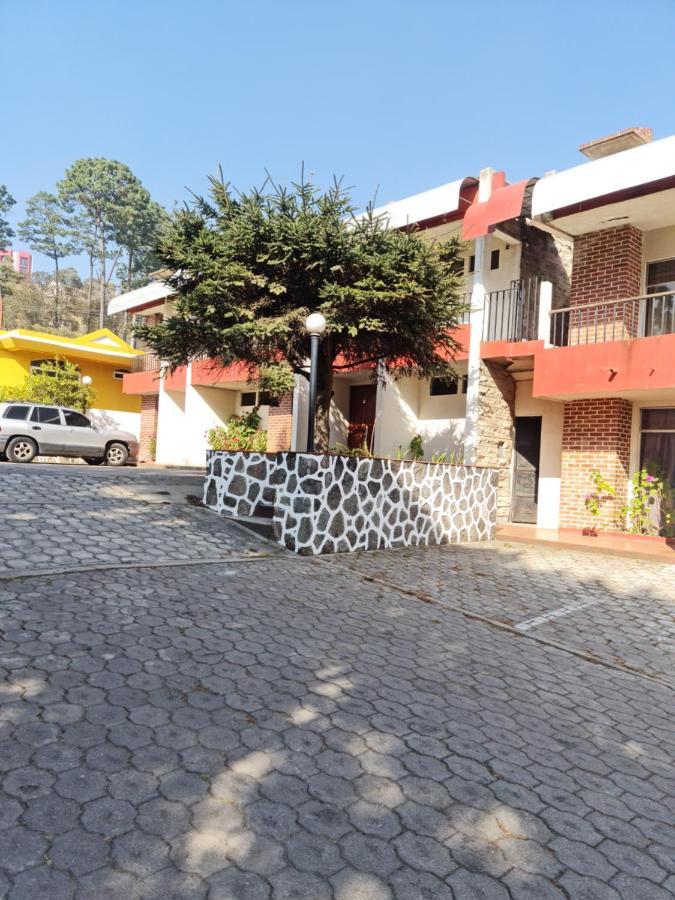 Hotel Kasa Kamelot Las Rosas Quetzaltenango Kültér fotó