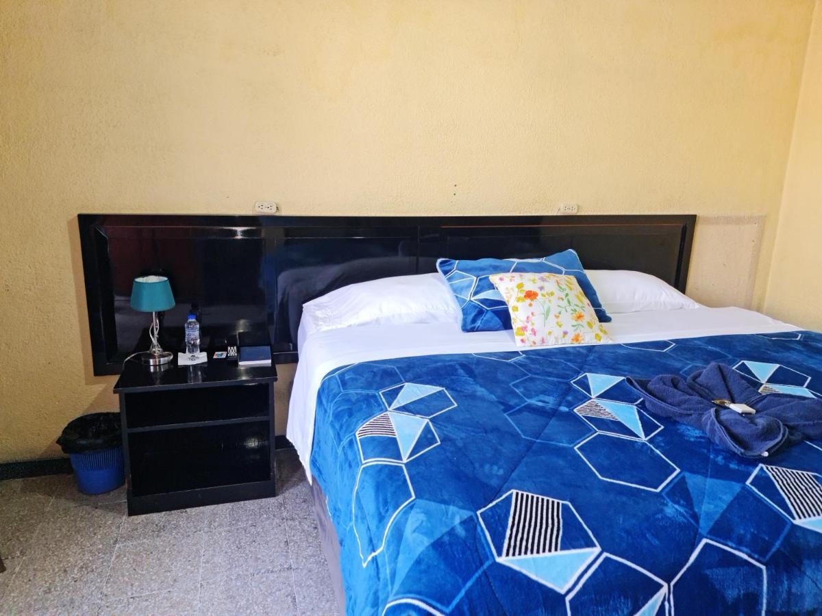 Hotel Kasa Kamelot Las Rosas Quetzaltenango Kültér fotó