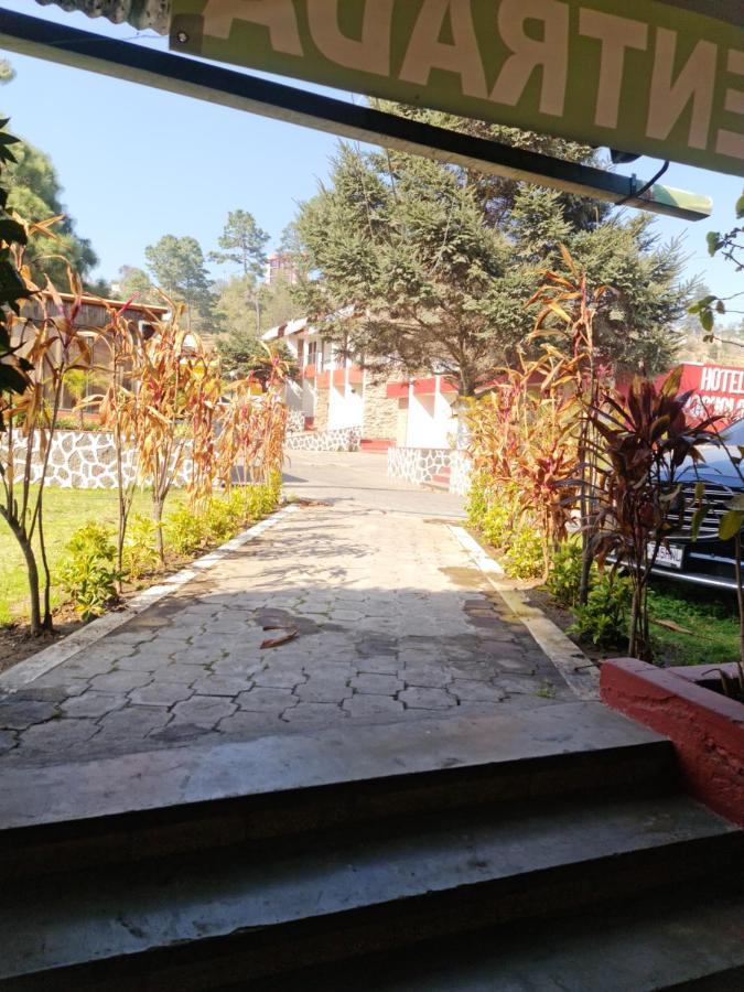 Hotel Kasa Kamelot Las Rosas Quetzaltenango Kültér fotó