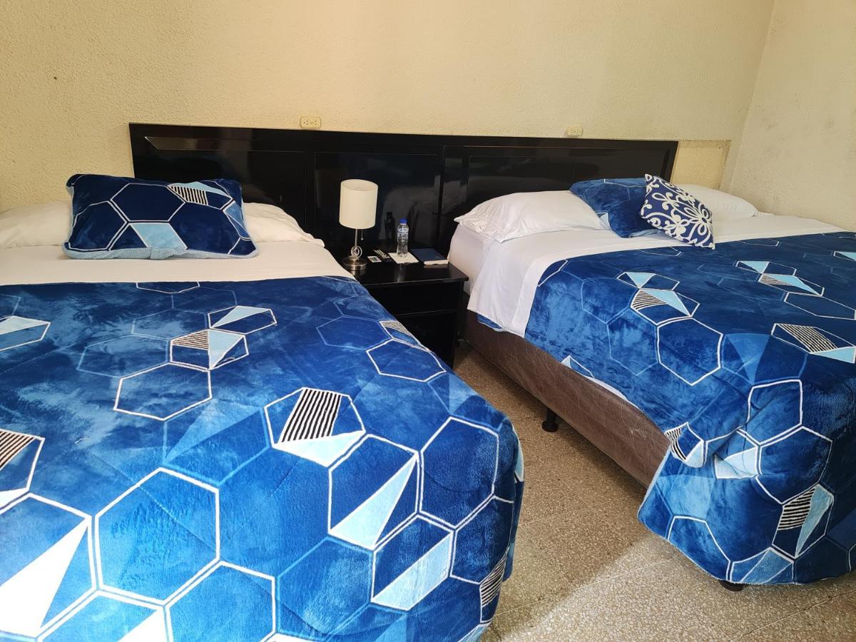 Hotel Kasa Kamelot Las Rosas Quetzaltenango Kültér fotó